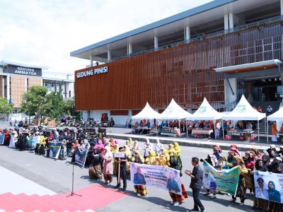 Jambore PKK Bulukumba 2025 berlangsung meriah dengan ribuan peserta.