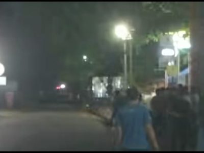 Enam pekerja proyek RS Sultan Daeng Raja Bulukumba diamankan polisi setelah diduga mabuk, memblokade jalan, dan menyerang warga dengan busur serta lemparan batu.