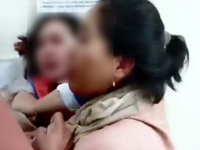 (Tangkapan Layar) Video tenaga kesehatan di Bulukumba viral usai dilabrak istri sah karena dugaan hubungan gelap.