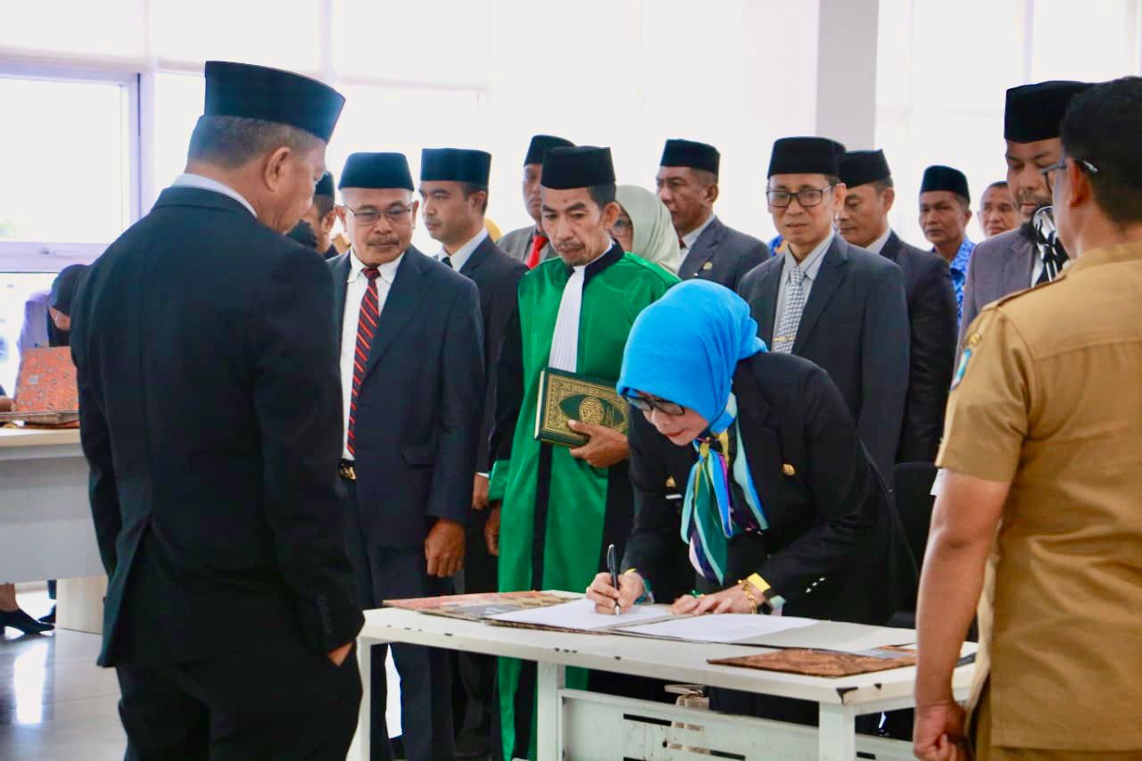 Berikut daftar Pejabat Eselon 11 Pemkab Bulukumba yang dilantik Bupati Bulukumba.