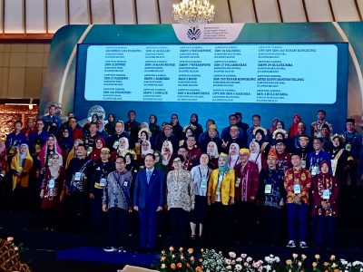 Kabupaten Bulukumba meraih 12 penghargaan Adiwiyata Mandiri dan Adiwiyata Nasional tahun 2025.