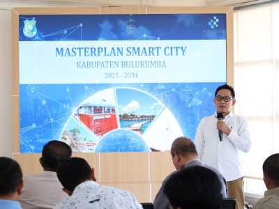 Pemkab Bulukumba menggelar Seminar Akhir Penyusunan Masterplan Smart City 2025 sebagai langkah strategis mempercepat transformasi digital dan peningkatan layanan publik berbasis teknologi.