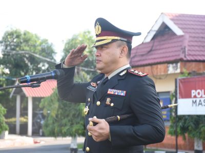 Kapolres Bulukumba AKBP Restu Wijayanto memimpin upacara Hari Bela Negara ke-77 di Mapolres Bulukumba.