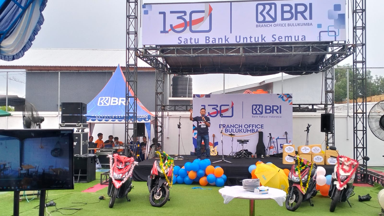 Kasat Reskrim Polres Bulukumba, Iptu Muhammad Ali menghadiri HUT ke-130 BRI Bulukumba sekaligus mensosialisasikan pencegahan penipuan online.