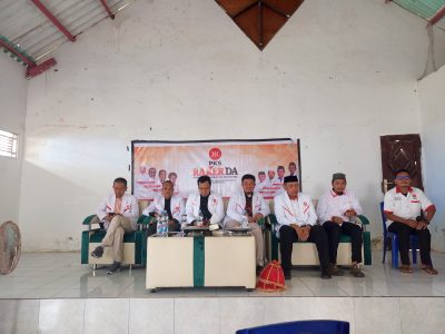 PKS Bulukumba menggelar aksi kemanusiaan berupa penggalangan donasi untuk korban banjir Aceh dan sejumlah daerah, bertepatan dengan Rakerda 2025 di Bira.