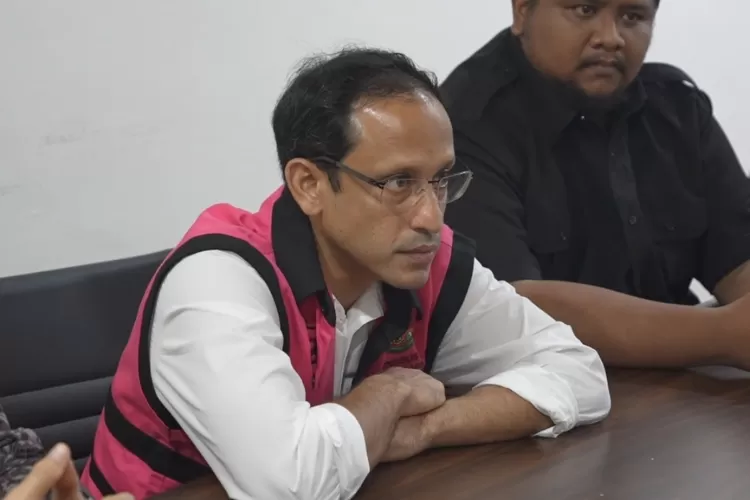 Nadiem Makarim, Tersangka kasus korupsi pengadaan chromebook hingga google kuasai ekosistem pendidikan Indonesia.