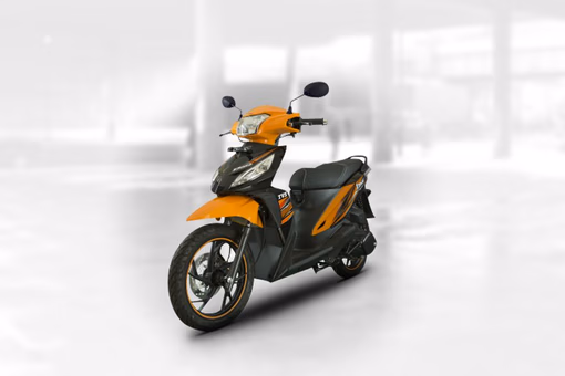 TVS Dazz motor matic paling murah di Indonesia dengan harga Rp15 jutaan