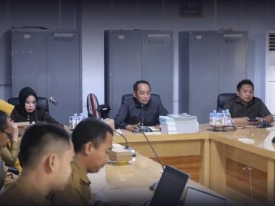 RDP Komisi IV DPRD Bulukumba membahas penganggaran upah PPPK Paruh Waktu di Ruang Rapat DPRD
