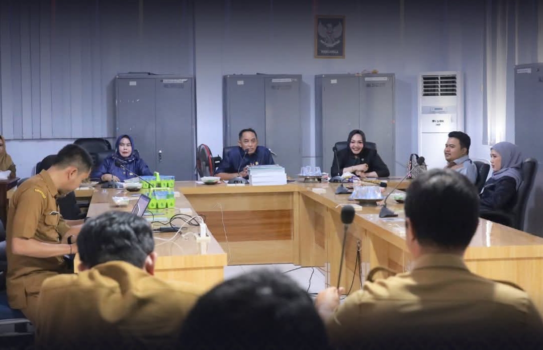 RDP Komisi IV DPRD Bulukumba membahas 203 Guru Profesional belum terakomodir PPPK Paruh Waktu