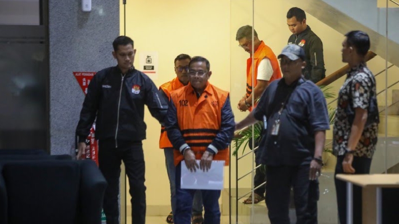 Bupati Pati Sudewo saat diumumkan sebagai tersangka kasus korupsi proyek jalur kereta DJKA oleh KPK