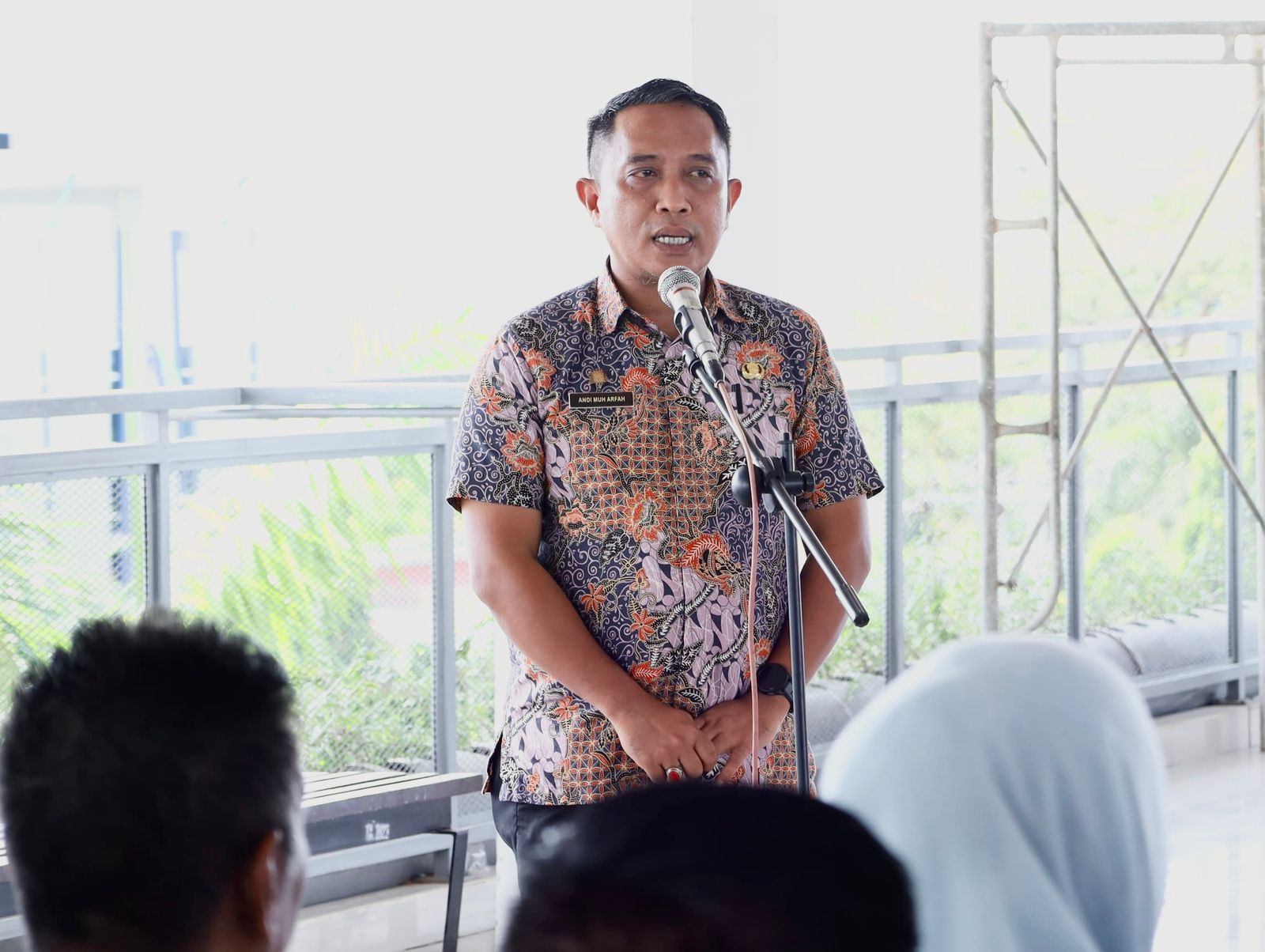 Kepala Bapenda Bulukumba memaparkan realisasi Pajak Daerah Bulukumba tahun 2025