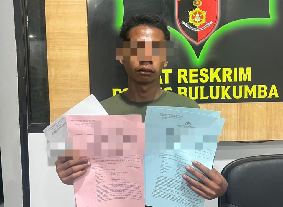 Wajah pelaku pembunuhan ayah di Kecamatan Gantarang, Kabupaten Bulukumba, Sulawesi Selatan yang kini berstatus tersangka.