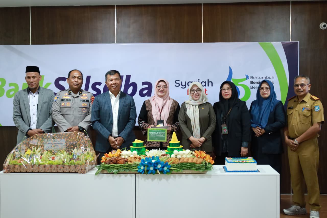 Bupati Bulukumba Andi Utta menghadiri peringatan HUT Bank Sulselbar ke-65 di Bulukumba.