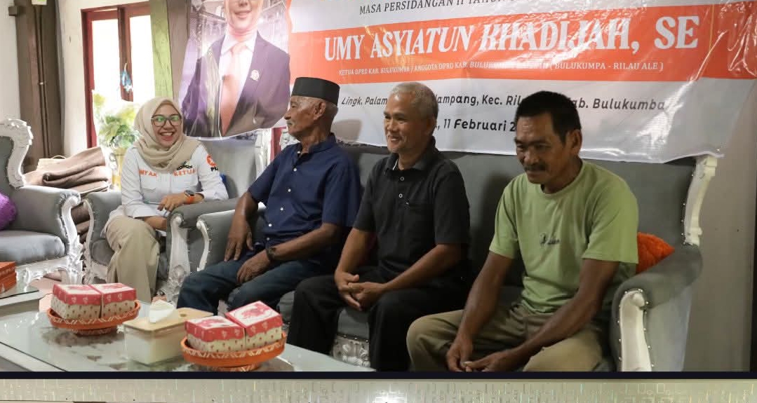 Ketua DPRD Bulukumba Umy Asyiatun Khadijah saat melaksanakan reses dan temu konstituen di Kelurahan Palampang