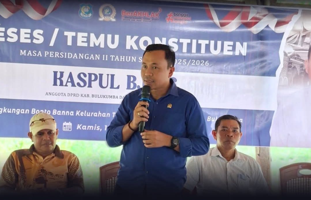 Anggota DPRD Bulukumba Kaspul BJ saat melaksanakan Reses DPRD Bulukumba 2026 di Kelurahan Tanuntung Kecamatan Herlang
