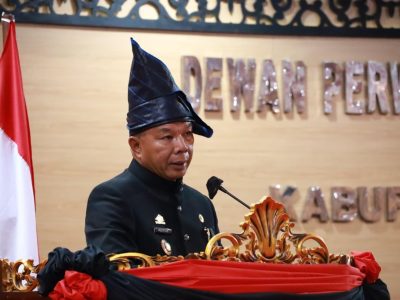 Bupati Bulukumba Andi Muchtar Yusuf memaparkan capaian pembangunan pemerintah daerah dalam Rapat Paripurna HUT Bulukumba ke-66 di DPRD Bulukumba