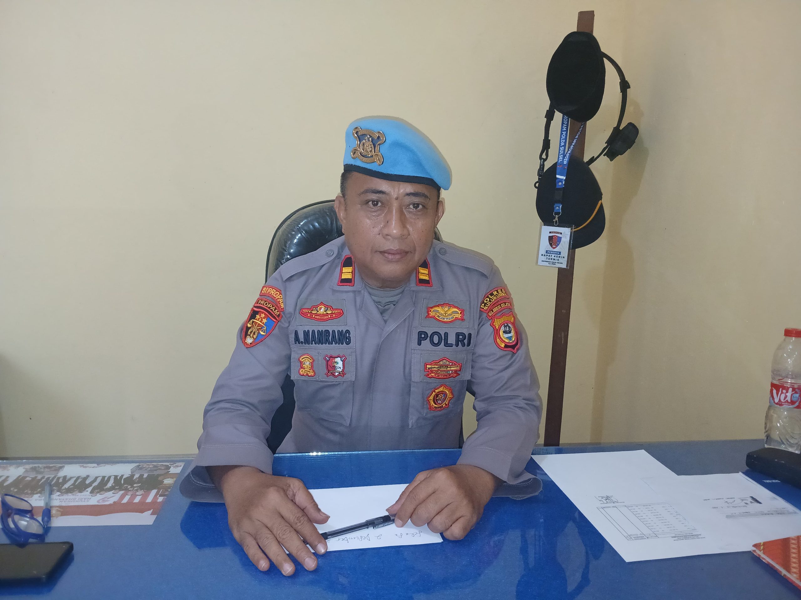 Propam Polres Bulukumba melakukan klarifikasi terkait dugaan penganiayaan oleh oknum polisi di Kajang