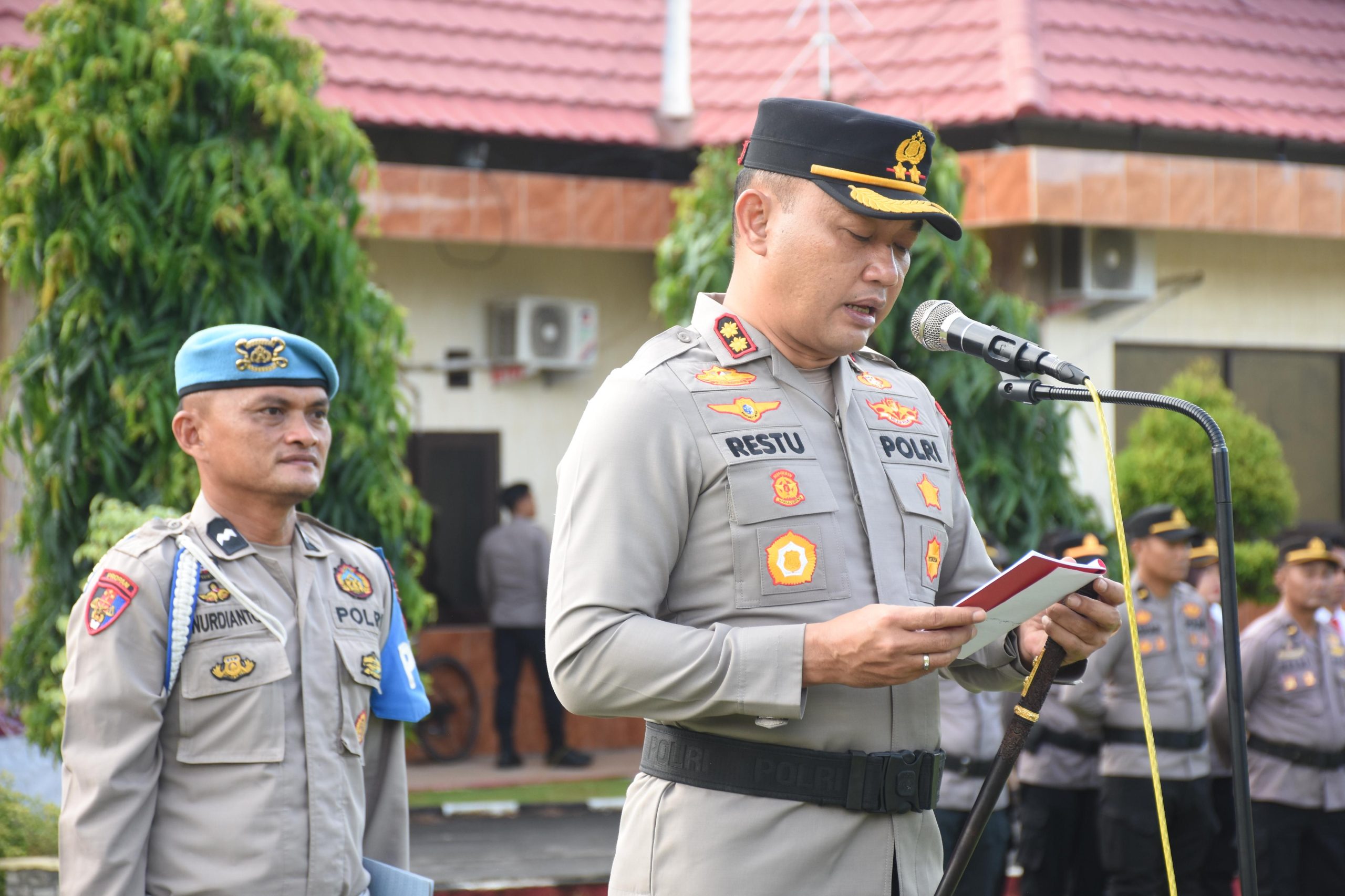 Apel siaga kamtibmas Polres Bulukumba pasca Operasi Ketupat 2026 dipimpin Kapolres