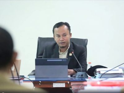 Anggota DPRD Bulukumba dari Fraksi PKS, Rizal Sarib, menyoroti kebijakan mutasi guru dan kepala sekolah yang dinilai terlalu jauh dari tempat tinggal di Kabupaten Bulukumba.