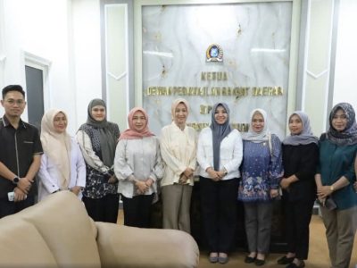 Ketua DPRD Bulukumba menerima kunjungan kerja Komisi II DPRD Gowa membahas penguatan legalitas dan perlindungan UMKM.