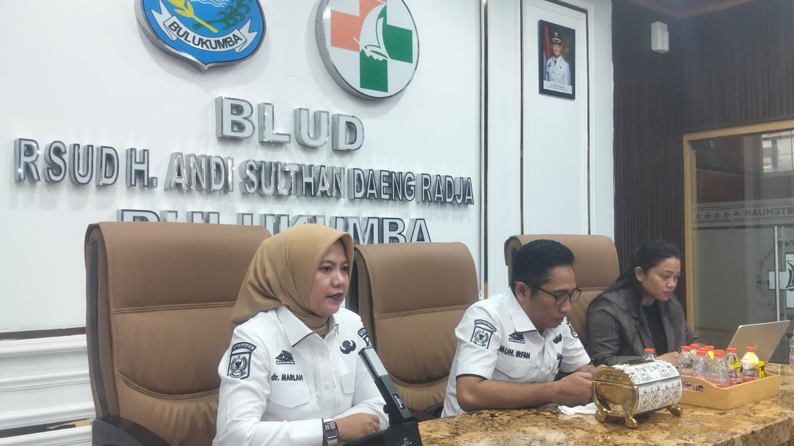 Pelaksanaan In House Training CSSD di RSUD HASDR Bulukumba untuk meningkatkan kompetensi SDM pelayanan sterilisasi alat medis.