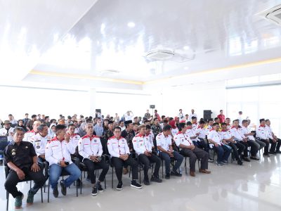 Peluncuran Desa Bersinar di Gedung Pinisi Bulukumba dihadiri Wakil Bupati Andi Edy Manaf dan kepala desa se Sulawesi Selatan