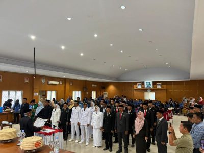 Pelantikan mutasi 25 pejabat administrator Pemkab Bulukumba di Ruang Pola Kantor Bupati Bulukumba pada 27 April 2026