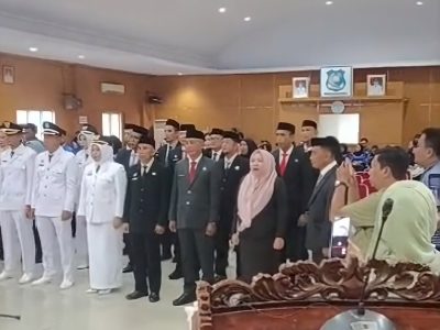 Prosesi pelantikan mutasi pejabat Pemkab Bulukumba 2026 di Ruang Pola Kantor Bupati, Andi Endang resmi dilantik sebagai Camat Bontotiro.